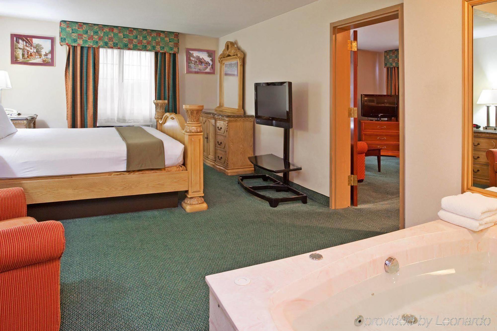 Holiday Inn Express Birch Run-Frankenmuth Area By Ihg Rum bild