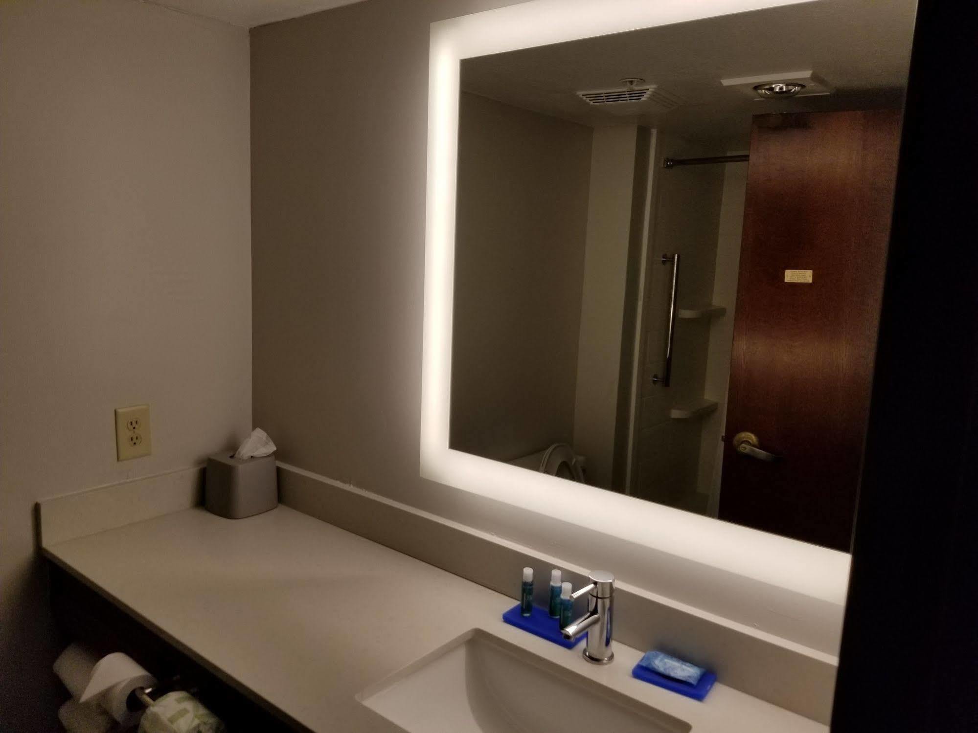 Holiday Inn Express Birch Run-Frankenmuth Area By Ihg Exteriör bild